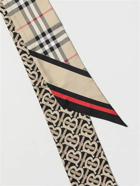 foulard burberry seta imitazione|Foulard Burberry in Seta Beige .